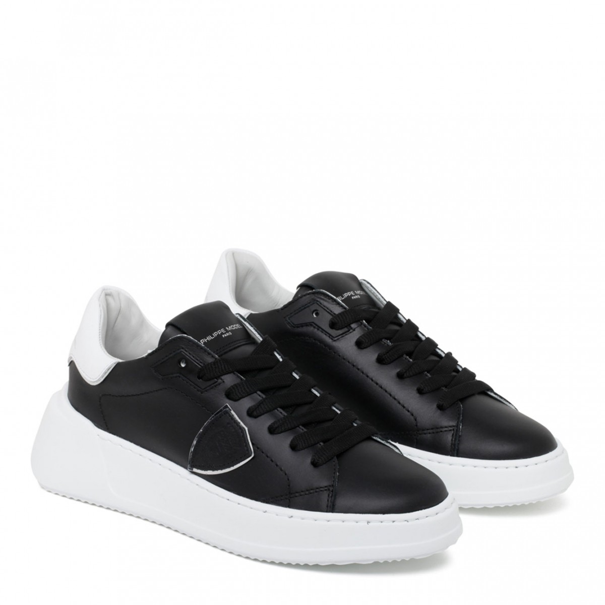 Black and White Calf Leather Tres Temple Low Top Sneakers