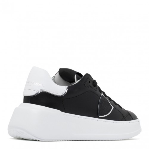 Black and White Calf Leather Tres Temple Low Top Sneakers