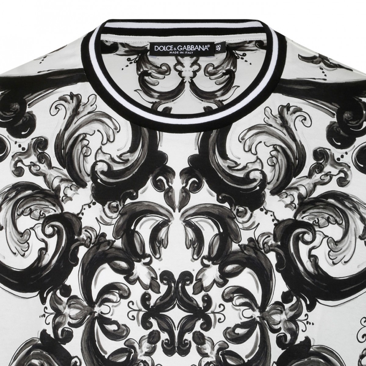 Black Majolica-Print Short-Sleeved T-Shirt