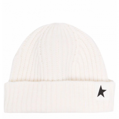 Star Patch Ribbed Beanie