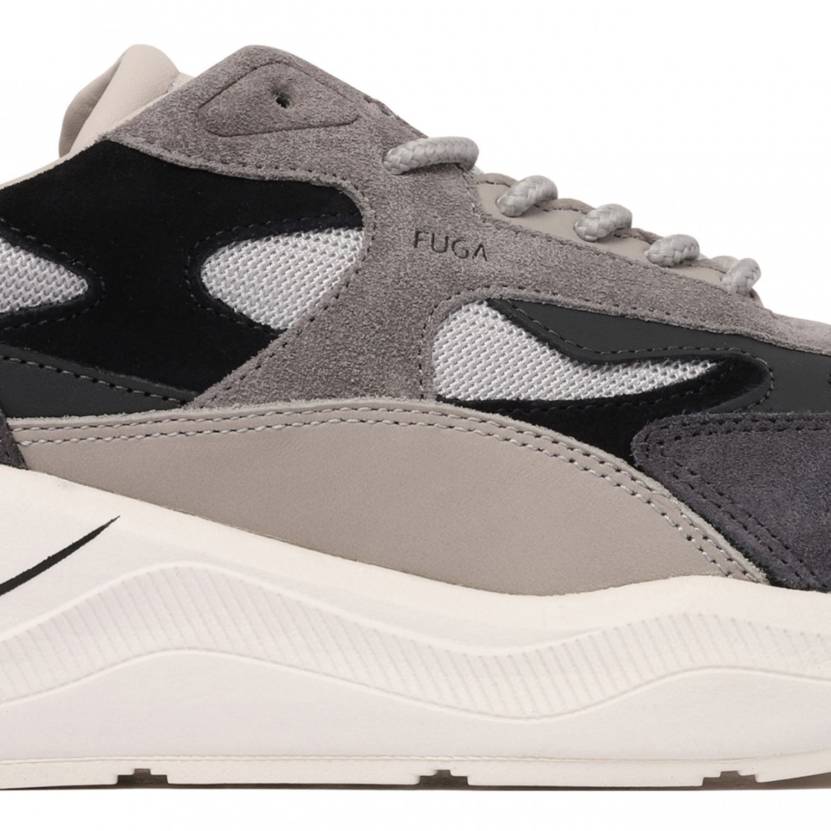Fuga Sneakers