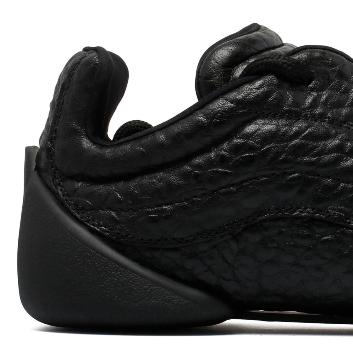 Black Flexion Sneakers