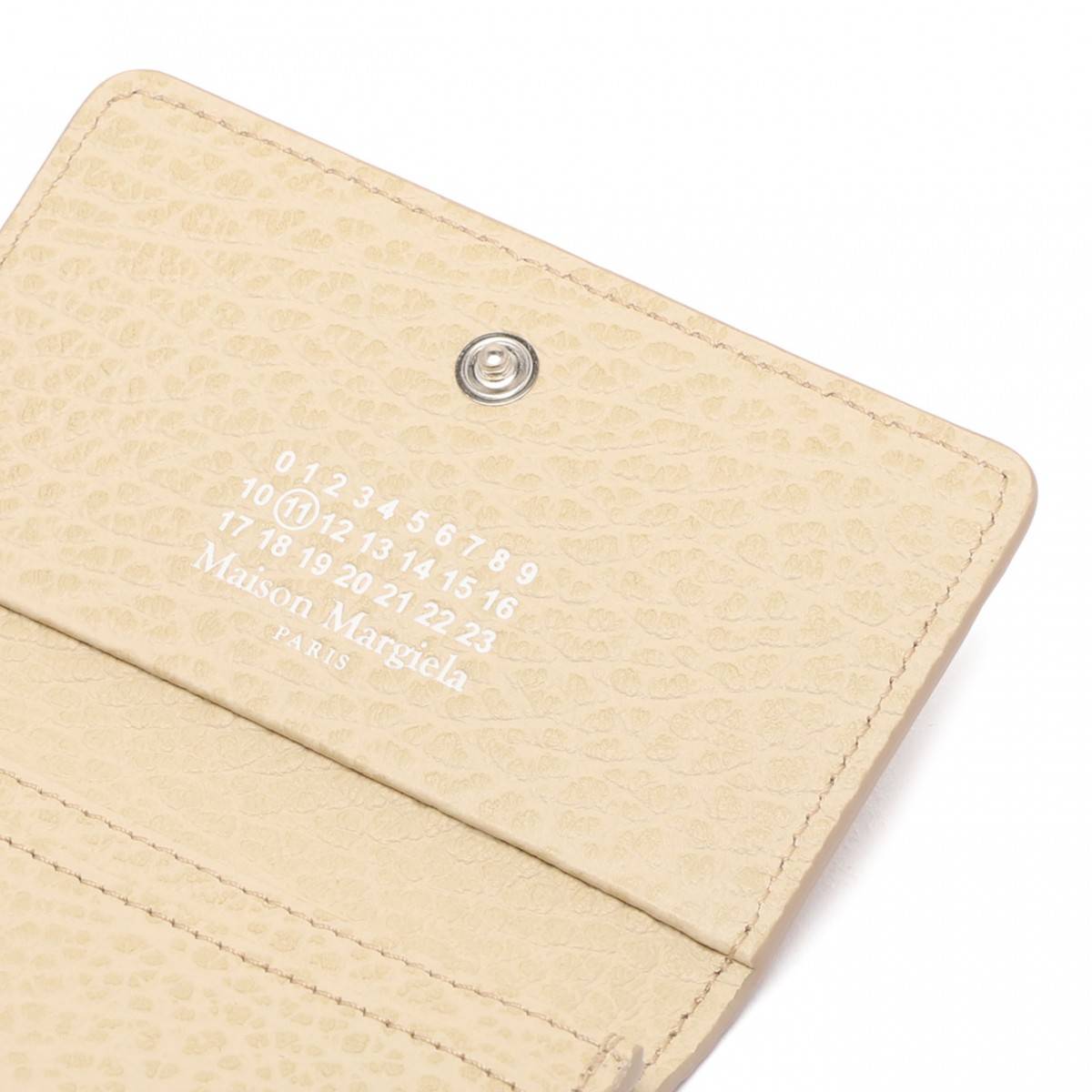 Four Stitches Card Holder