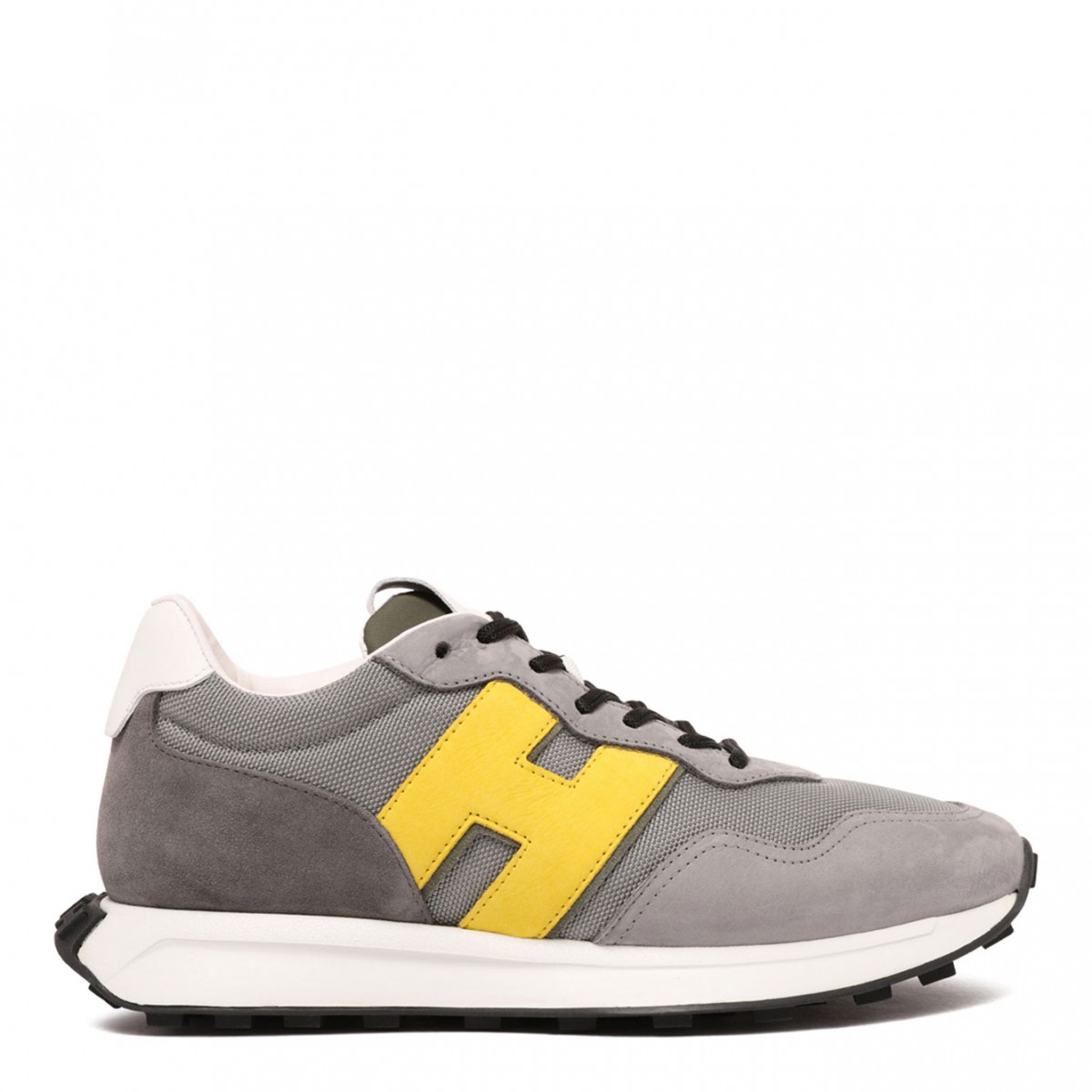 H601 Sneakers