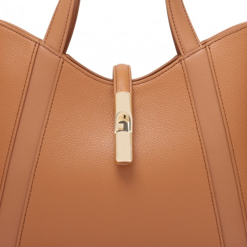 Brandy Goccia S Tote Bag