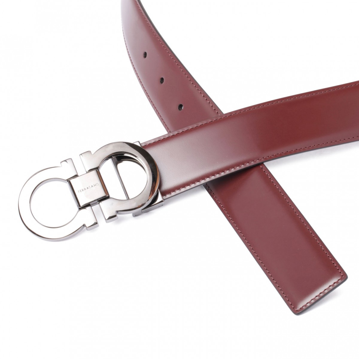 Reversible Twisted Hooks Belt