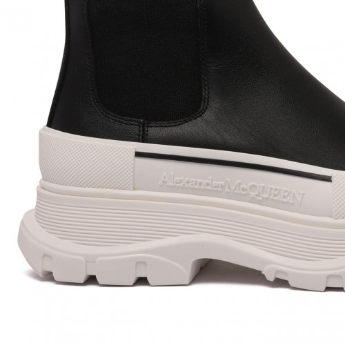 Black Chelsea Tread Boot