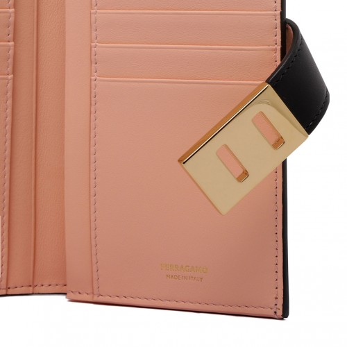 Black Hug Continental Wallet