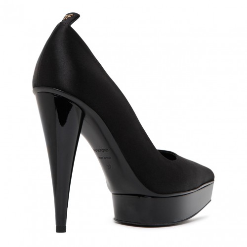 Black Platform Pumps