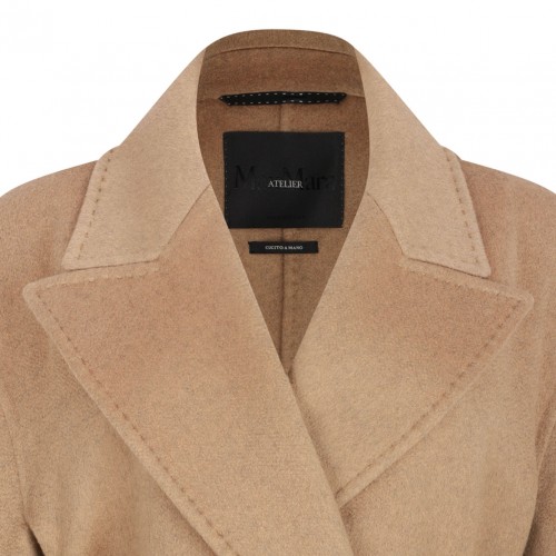 Camel Coat With Unstructured Line