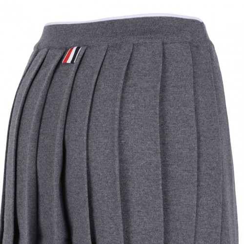 Med Grey Full Needle Pleated Skirt