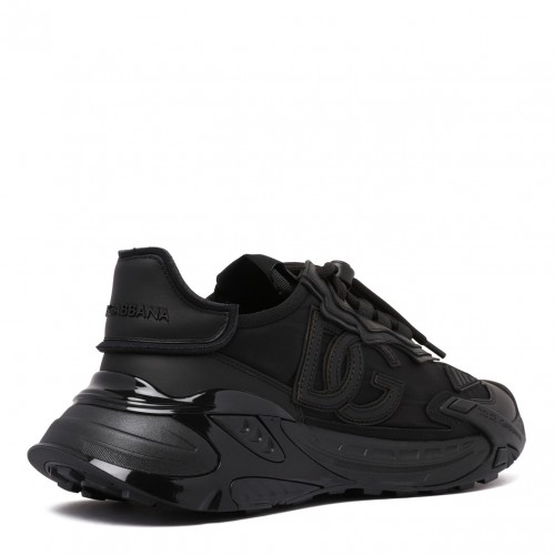 Black Logo-Patch Panelled Sneakers