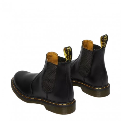 Black 2976 Smooth Leather Chelsea Boots