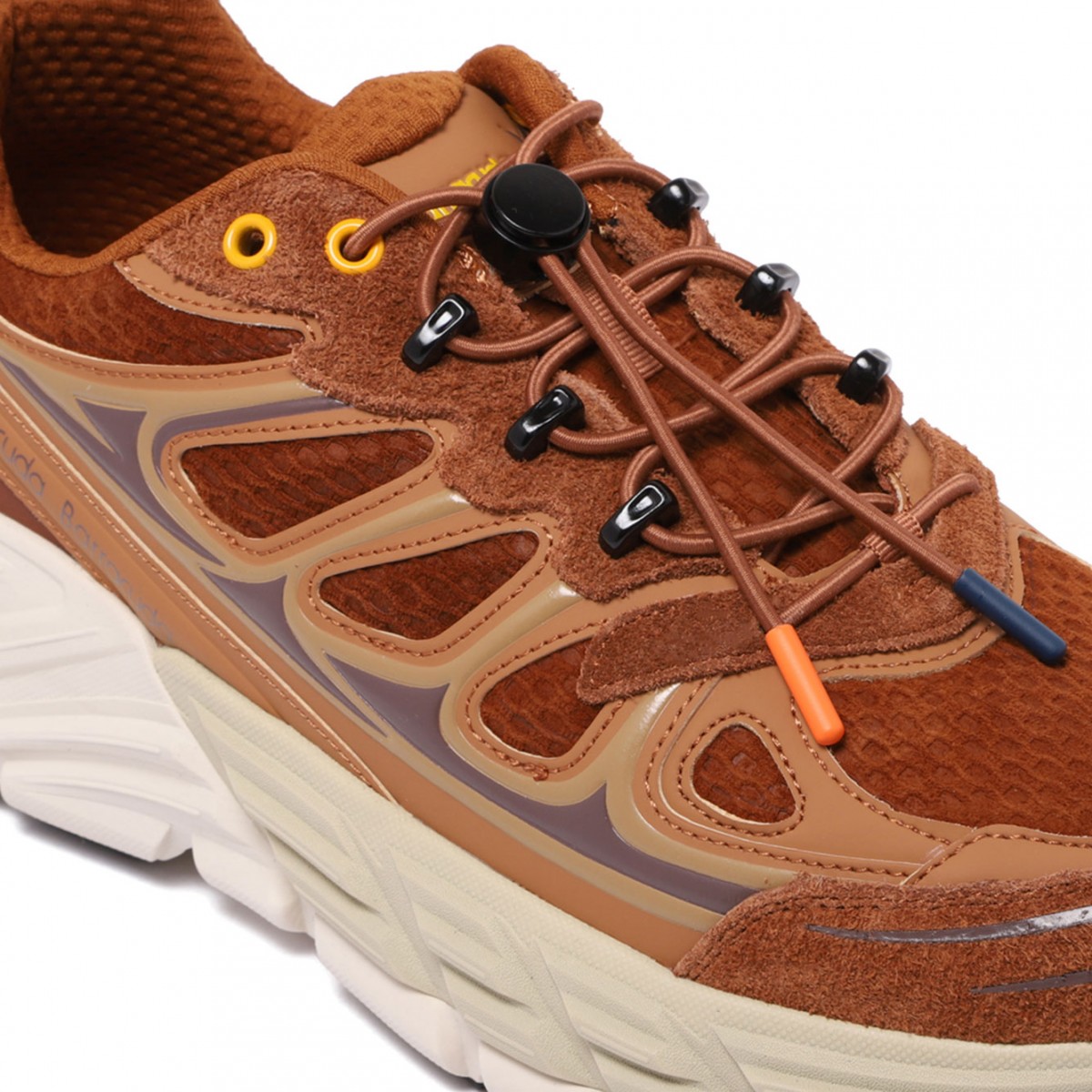 Jasper Round One Sneakers