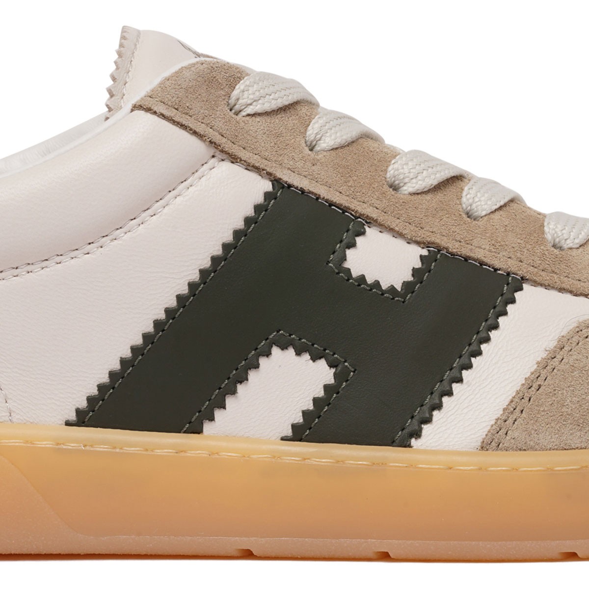 Cool Low-Top Leather Sneakers