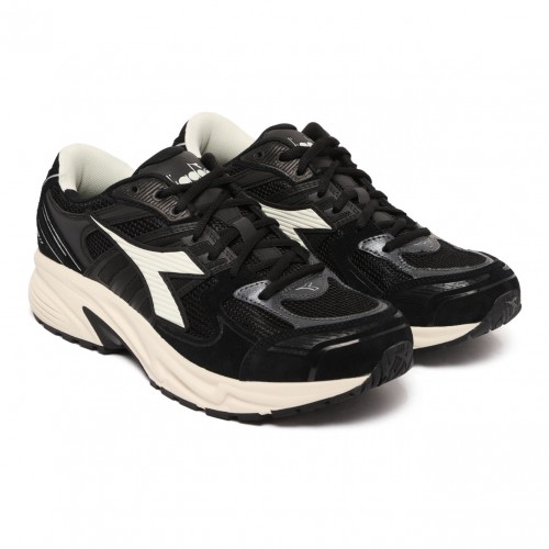 Black Mythos Star Sneakers 2