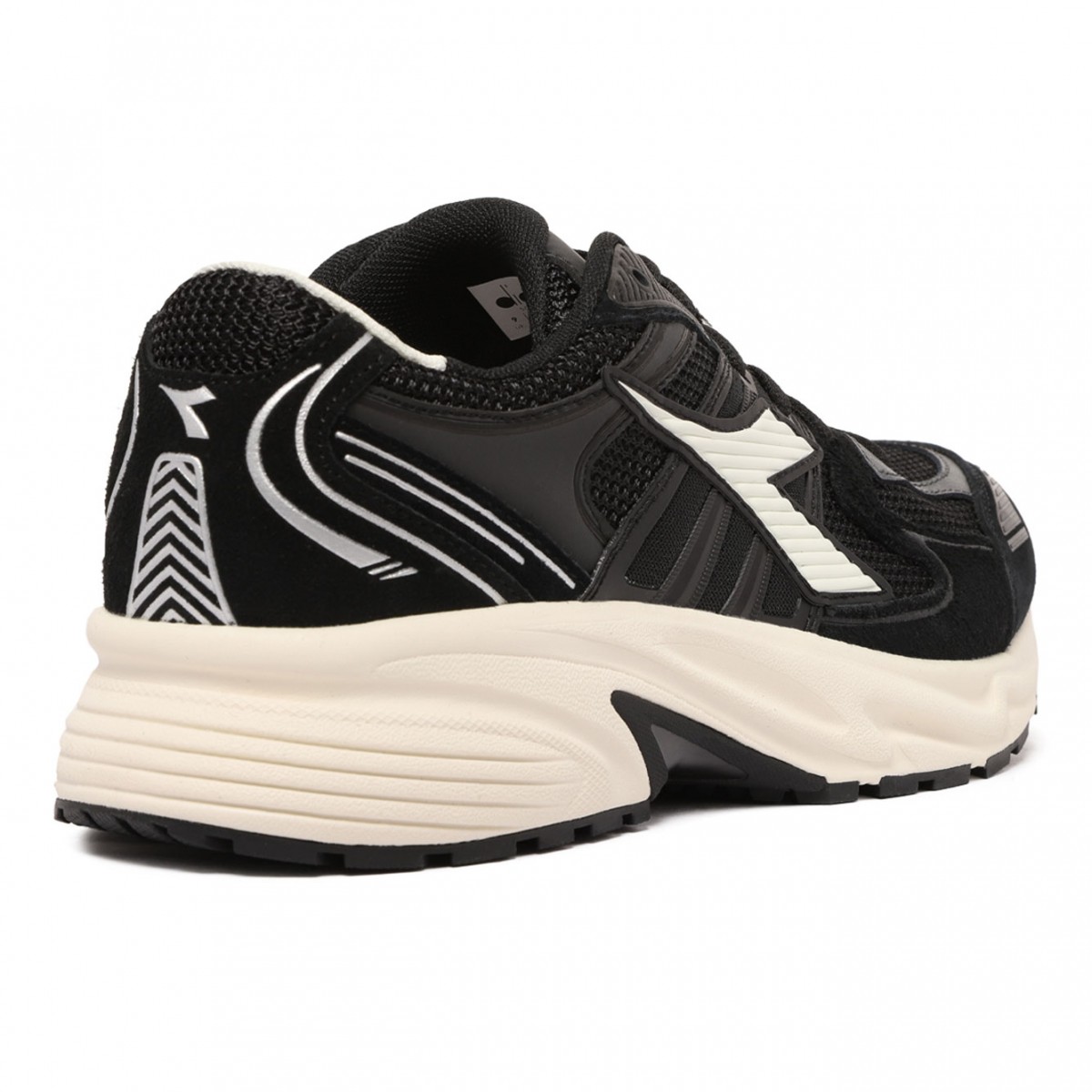 Black Mythos Star Sneakers