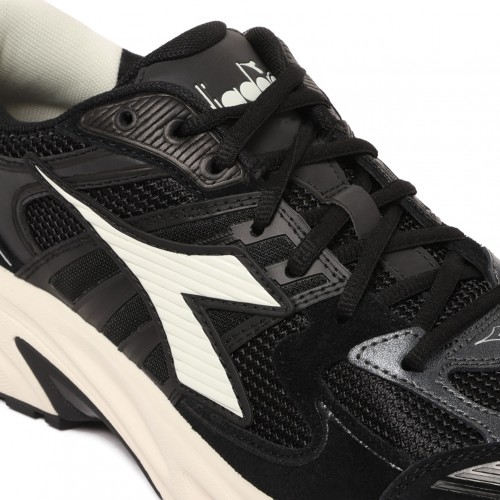 Black Mythos Star Sneakers