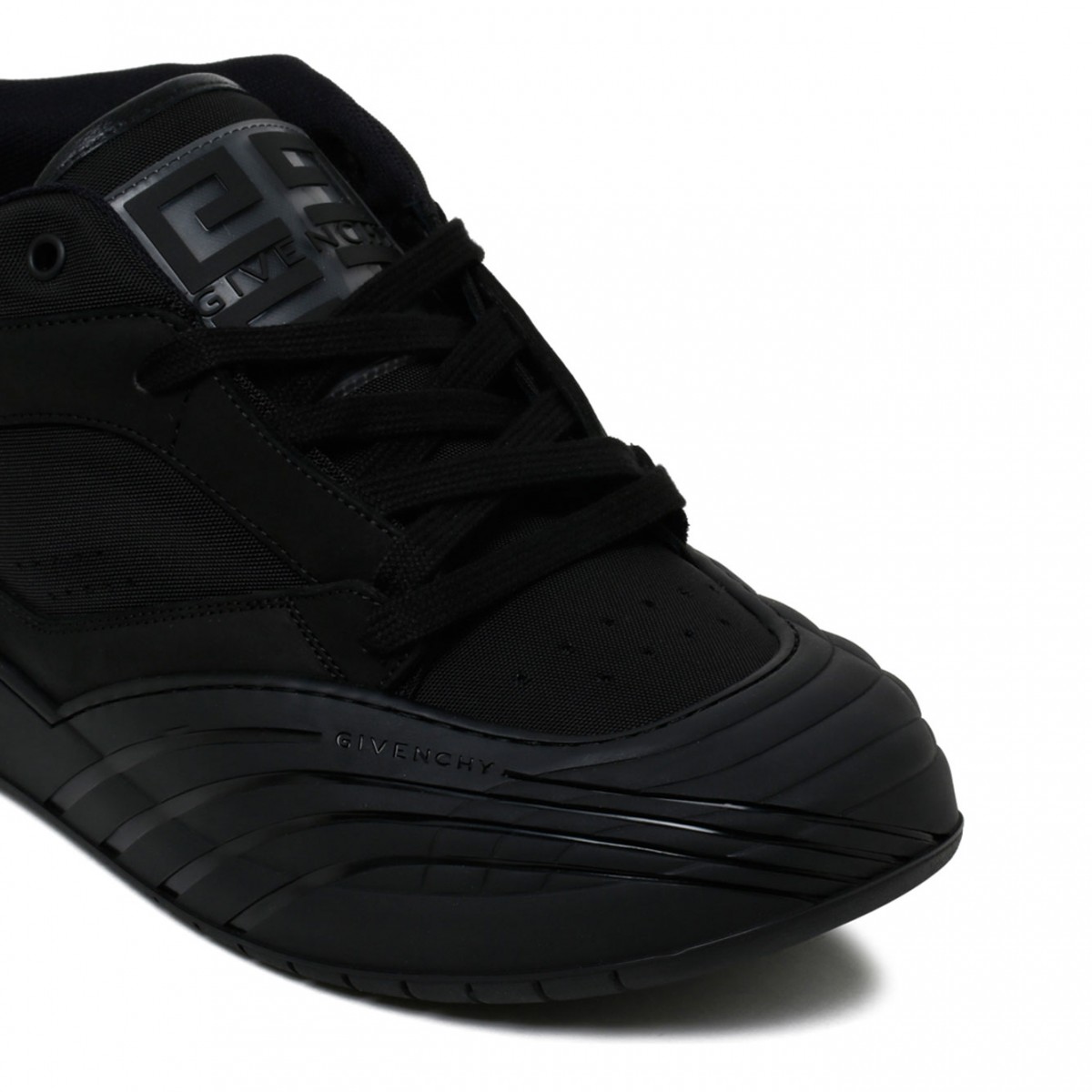 Black Skate Sneakers