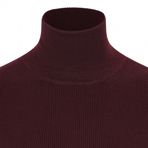 Cherry Wool Yarn Turtleneck