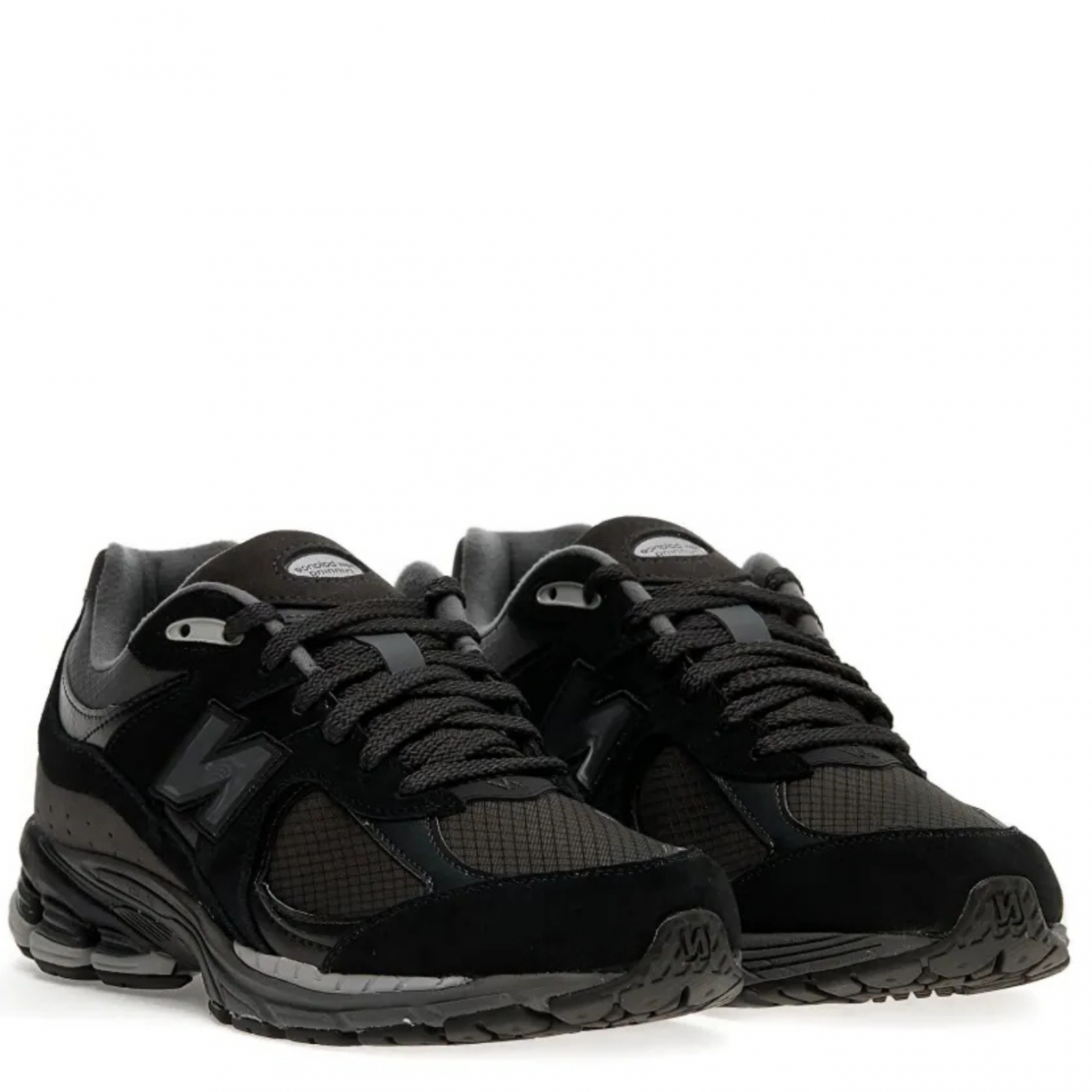 Black 2002R Sneakers