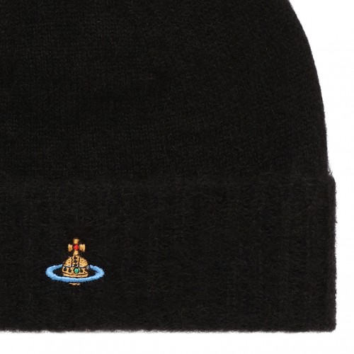 Black Fluffy Beanie 2