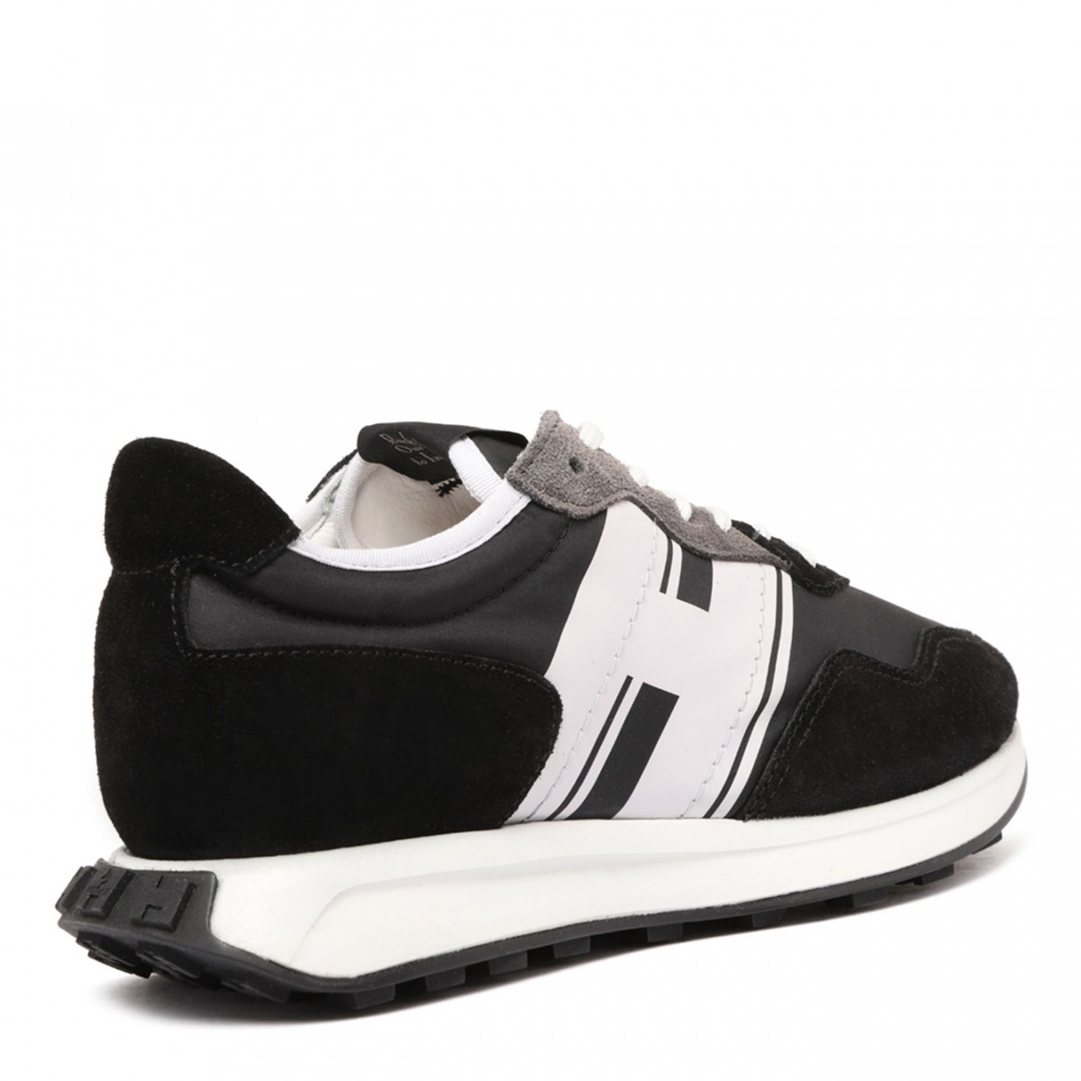 Black Calf Leather H601 Low Top Sneakers