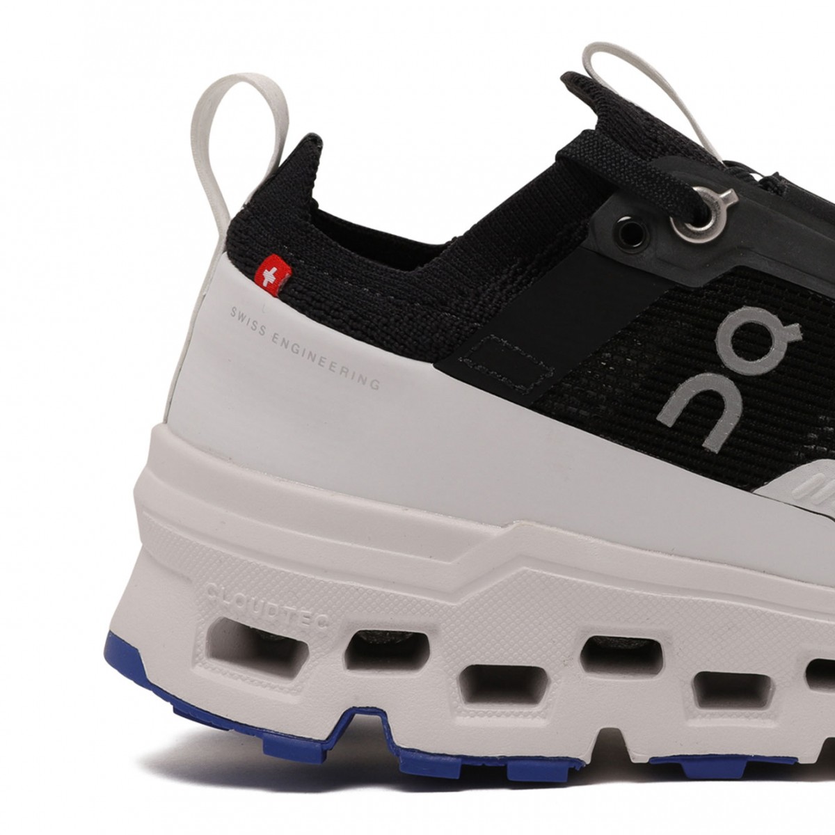 Black and White On Cloudultra 2 Trail Shoes