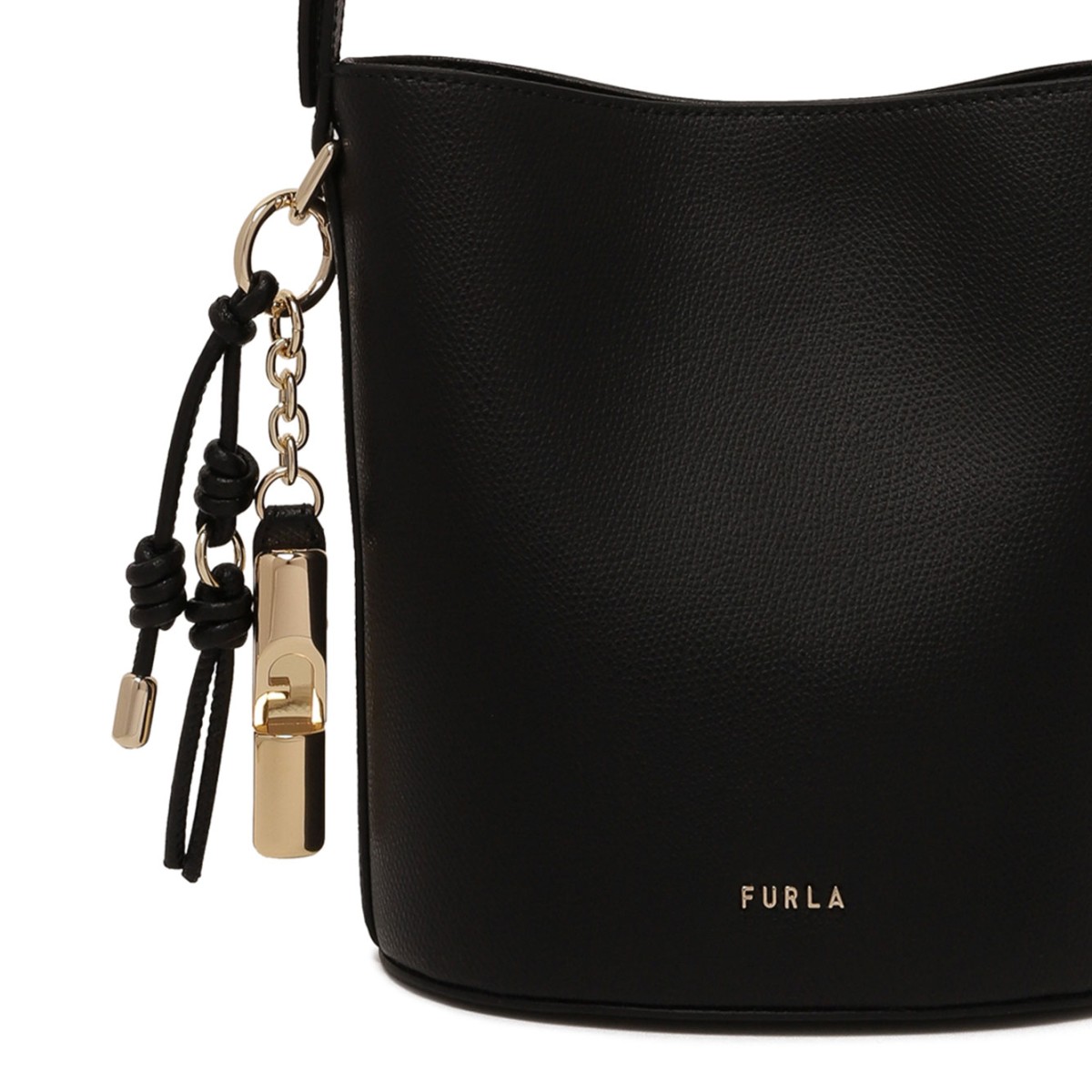 Black Roxie Bucket Bag