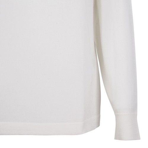 White High Neck Knitwear