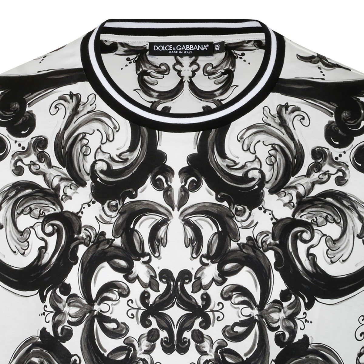 Black Majolica-Print Short-Sleeved T-Shirt