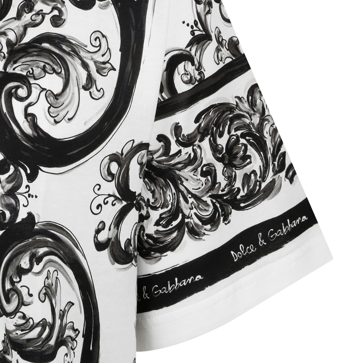 Black Majolica-Print Short-Sleeved T-Shirt