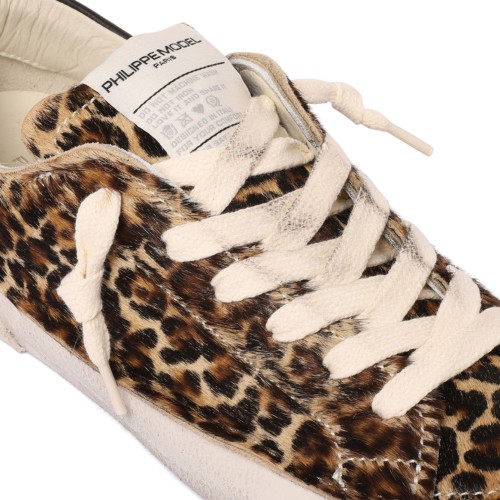 Leopard Motif Sneakers