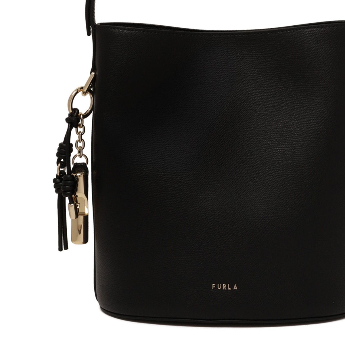 Black Roxie Bucket Bag S