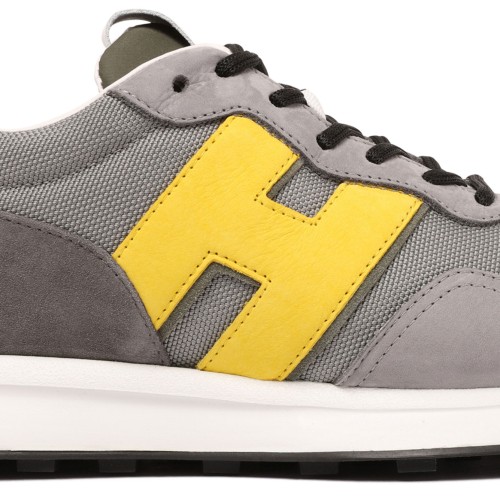 H601 Sneakers