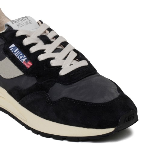 Reelwind Black Sneakers