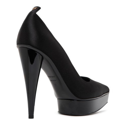 Black Platform Pumps