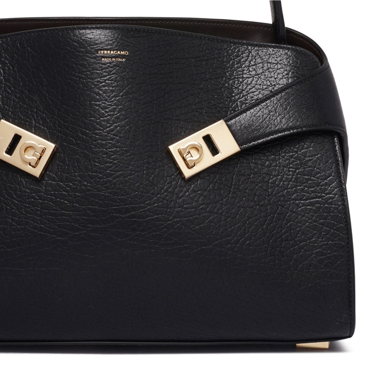 Black Hug Shoulder Bag