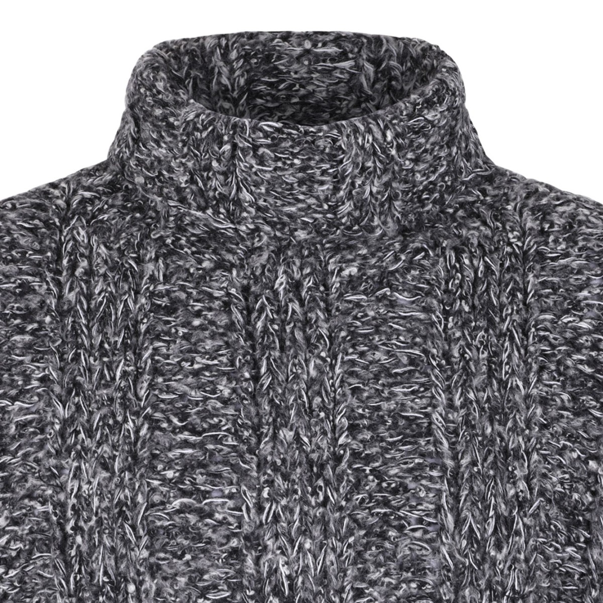 Black and Gray Chunky-Knit Jumper