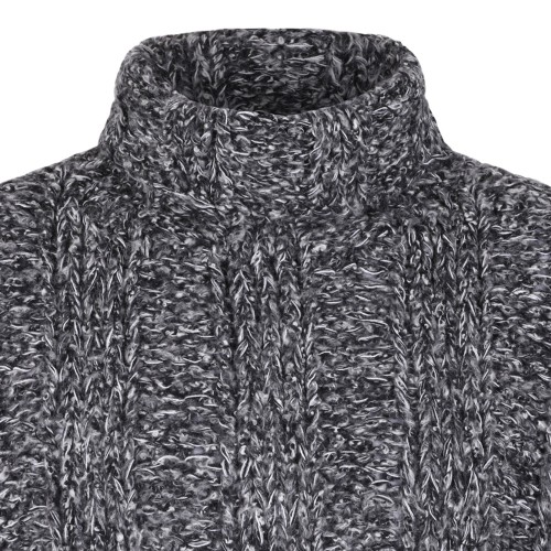 Black and Gray Chunky-Knit Jumper
