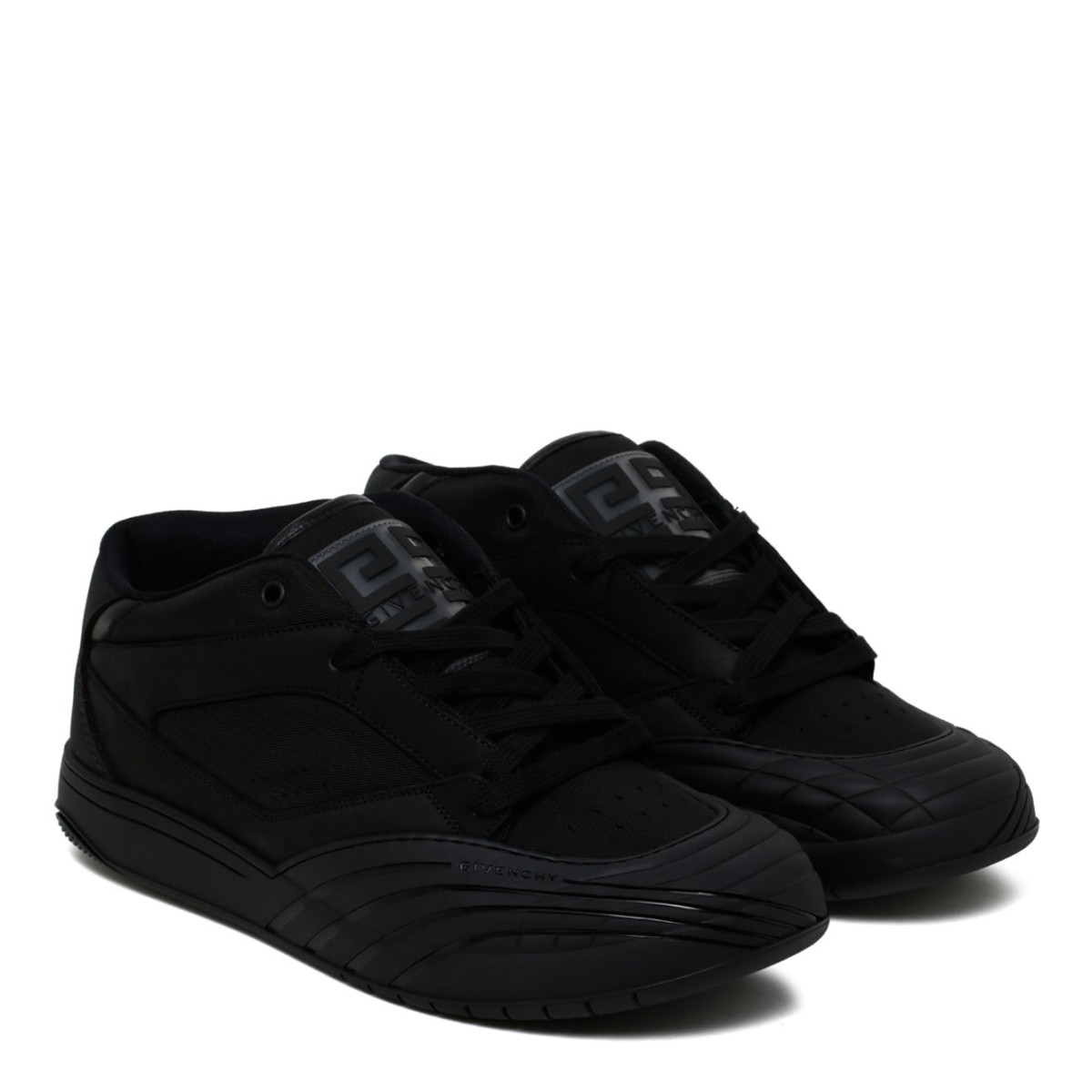 Black Skate Sneakers