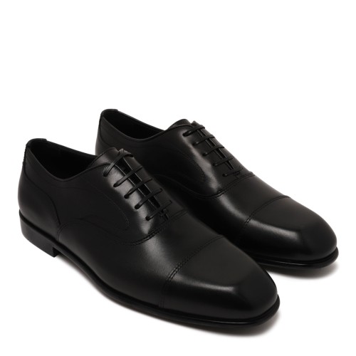Black Oxford Shoes With Knotted Toes