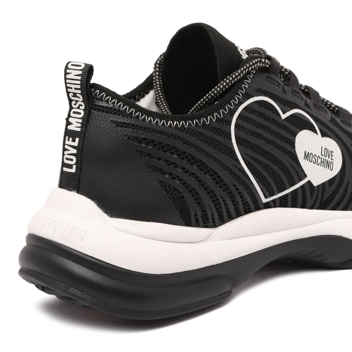Black Heart Print Sneakers