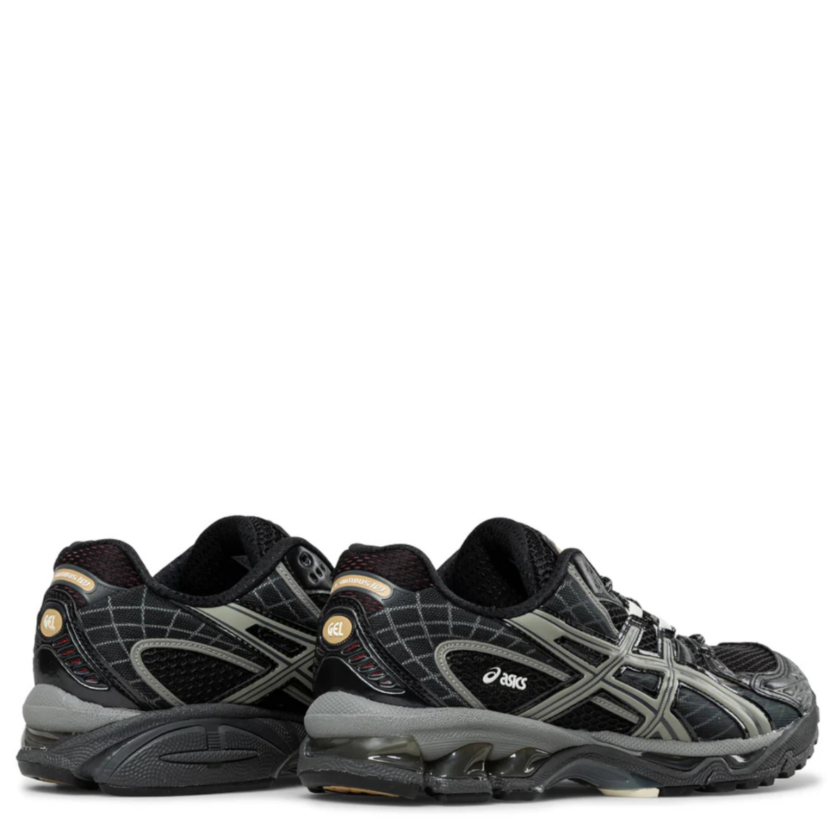 Black and Clay Grey Gel-Nimbus 10.1 Sneakers