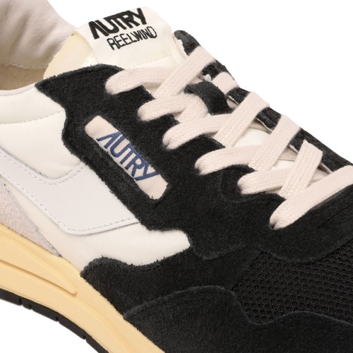White and Black Medalist Low Sneaker In Suede And Nylon