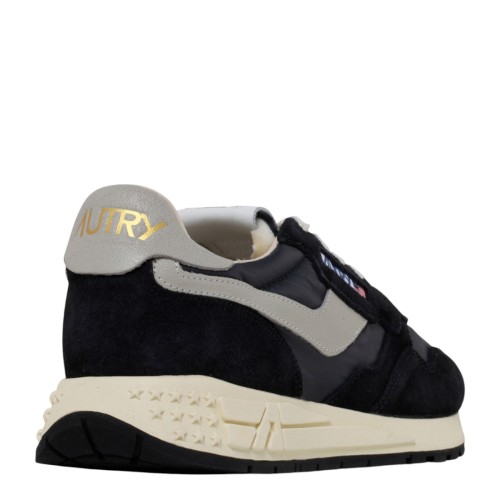 Reelwind Black Sneakers