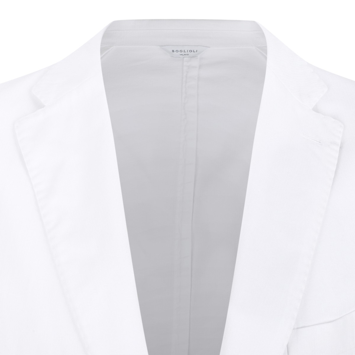 Boglioli White Tailored Single-Breasted Suit.