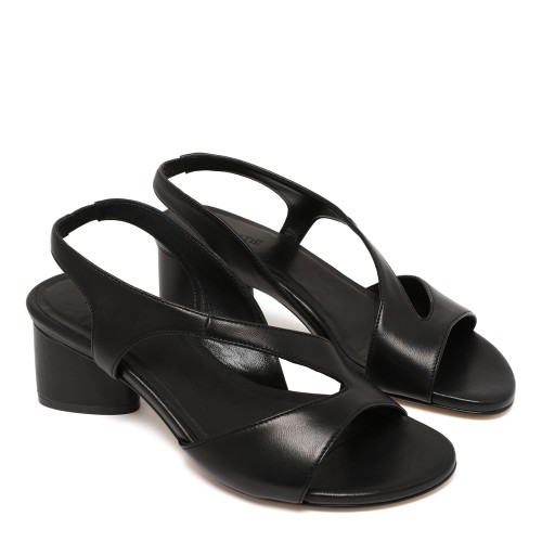 Vic Mati Black Leather Heeled Sandals.