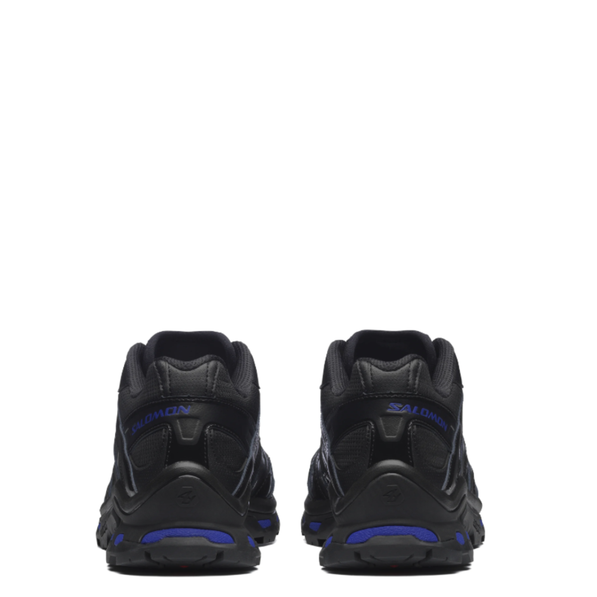 Black XT-QUEST RECON Sneakers