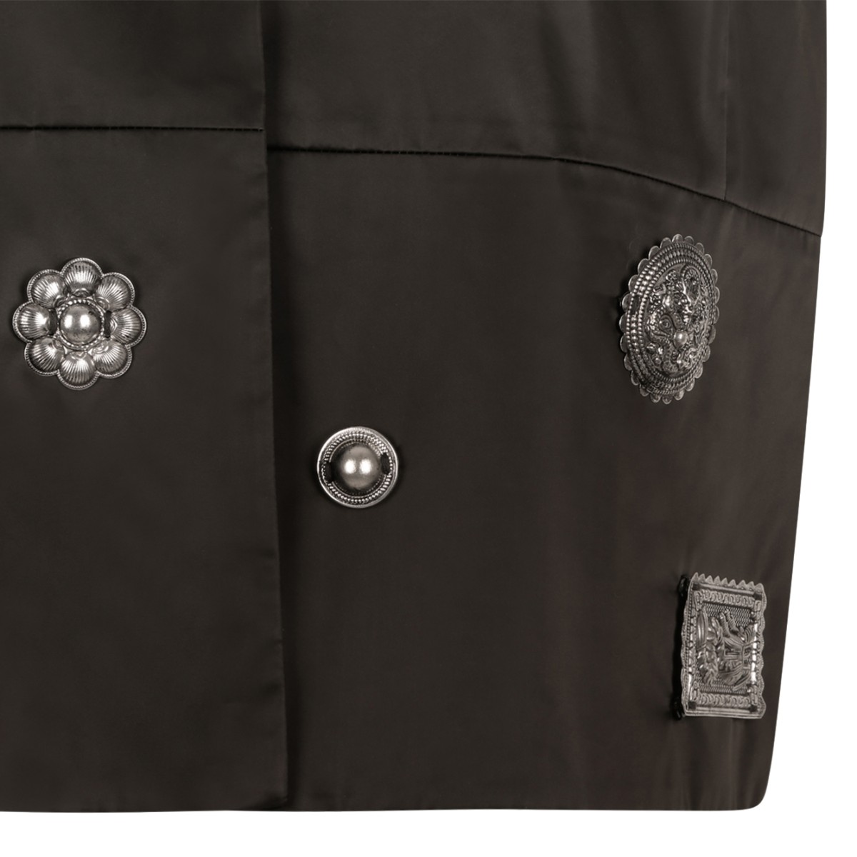 Hui Milano Black Embellished Sleeveless Vest.